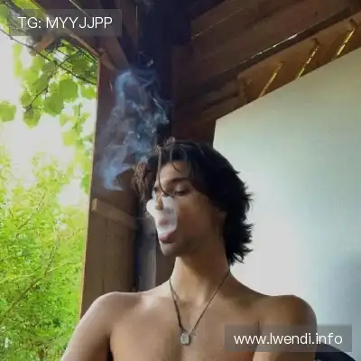 薛莺碧